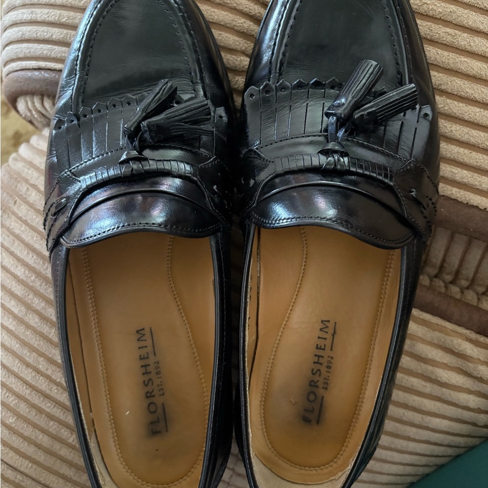 Florsheim Black Leather Loafers Classic Slip-Ons